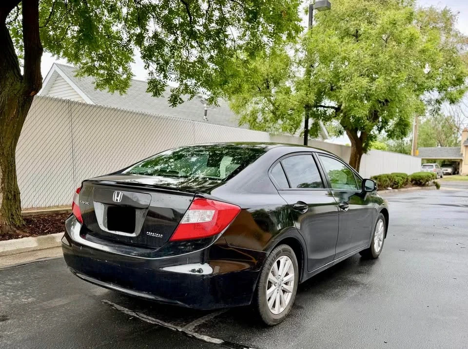 2012 Honda Civic 9th Gen - Image 4 of 11