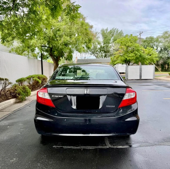 2012 Honda Civic 9th Gen - Image 5 of 11