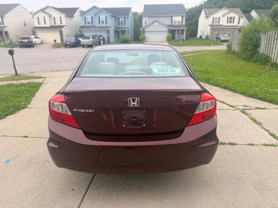 2012 Honda Civic 9th Gen - Image 4 of 9