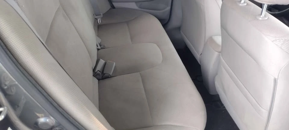2012 Honda Civic 9th Gen - Image 6 of 8