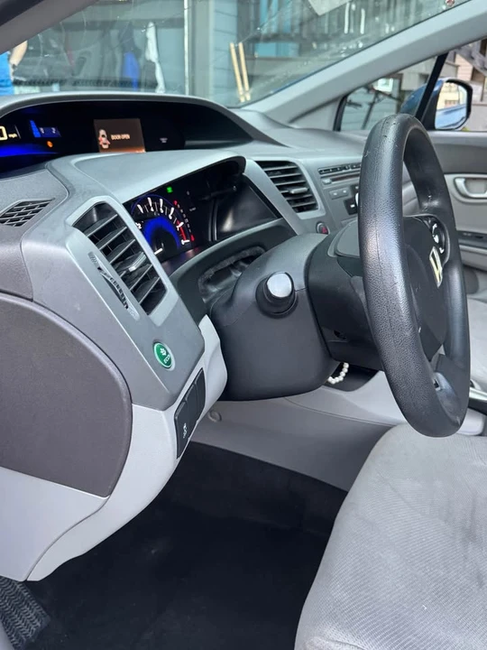 2012 Honda Civic 9th Gen - Image 5 of 11