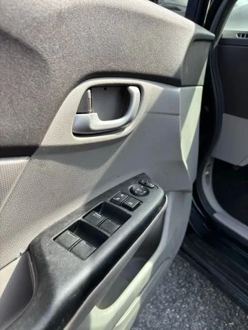 2012 Honda Civic 9th Gen - Image 9 of 15