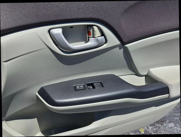 2012 Honda Civic 9th Gen - Image 15 of 21
