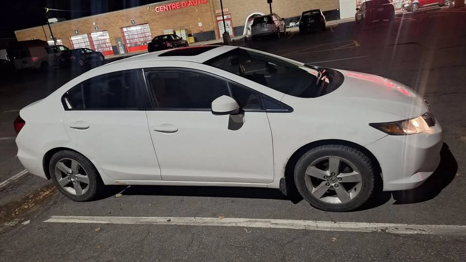 2012 Honda Civic 9th Gen - Image 5 of 6