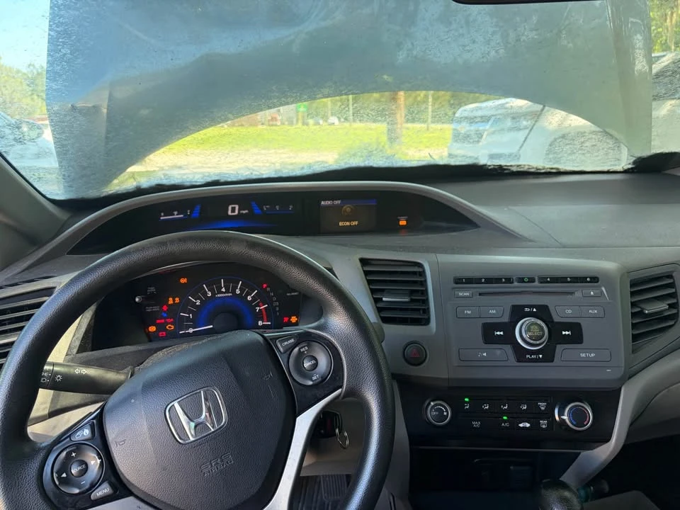 2012 Honda Civic 9th Gen - Image 3 of 5