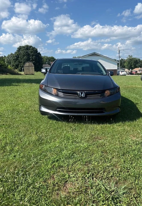 2012 Honda Civic 9th Gen - Image 2 of 8