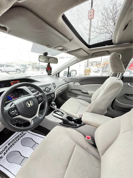 2012 Honda Civic 9th Gen - Image 9 of 12