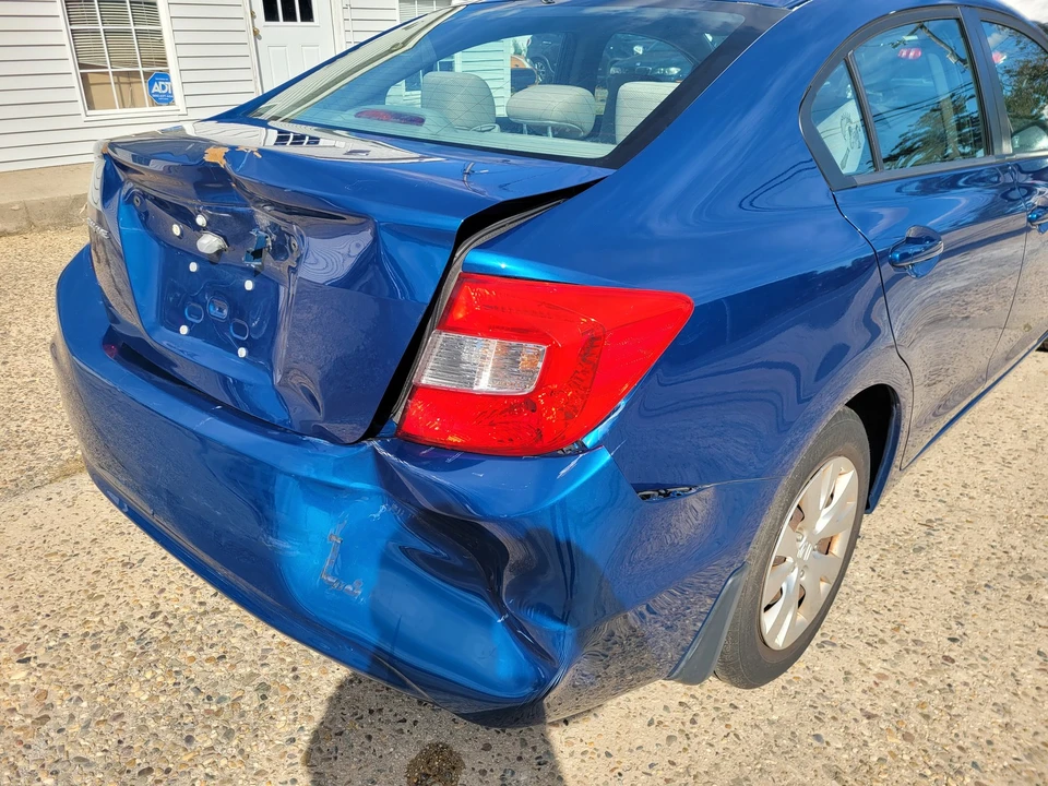 2012 Honda Civic 9th Gen - Image 17 of 21