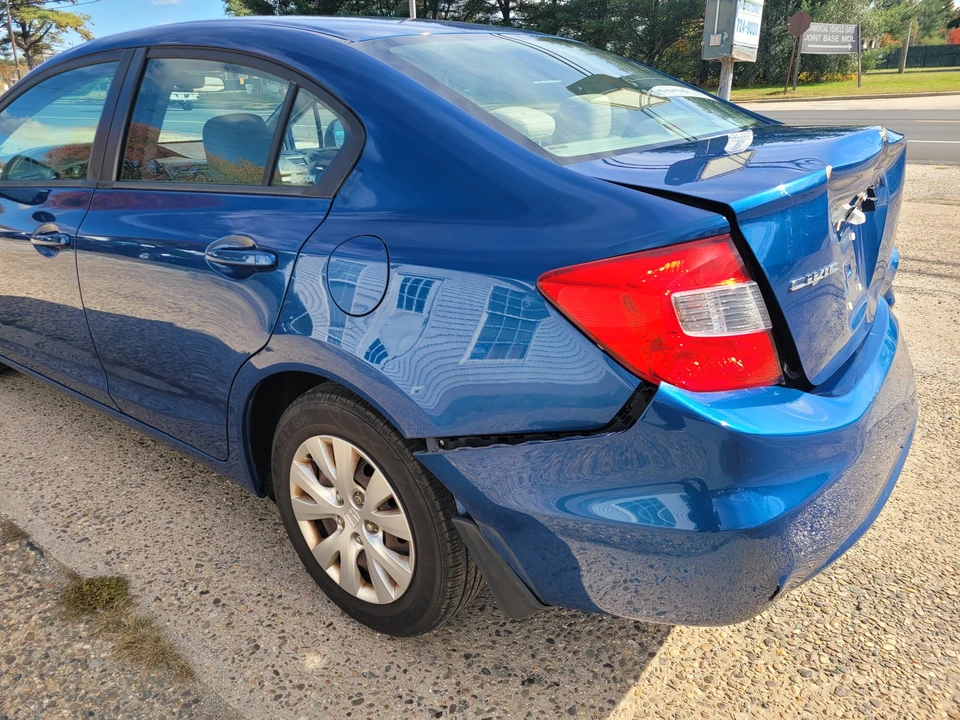 2012 Honda Civic 9th Gen - Image 18 of 31