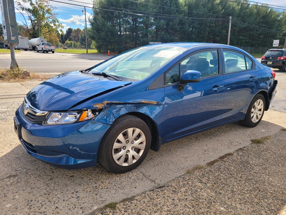 2012 Honda Civic 9th Gen - Image 2 of 31