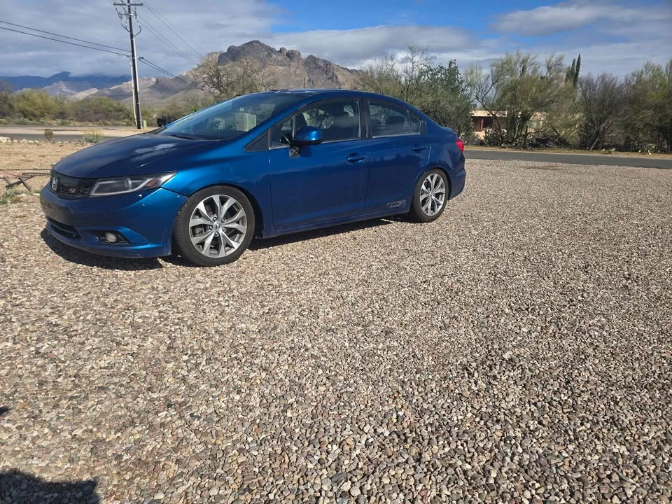 2012 Honda Civic - Image 2 of 5