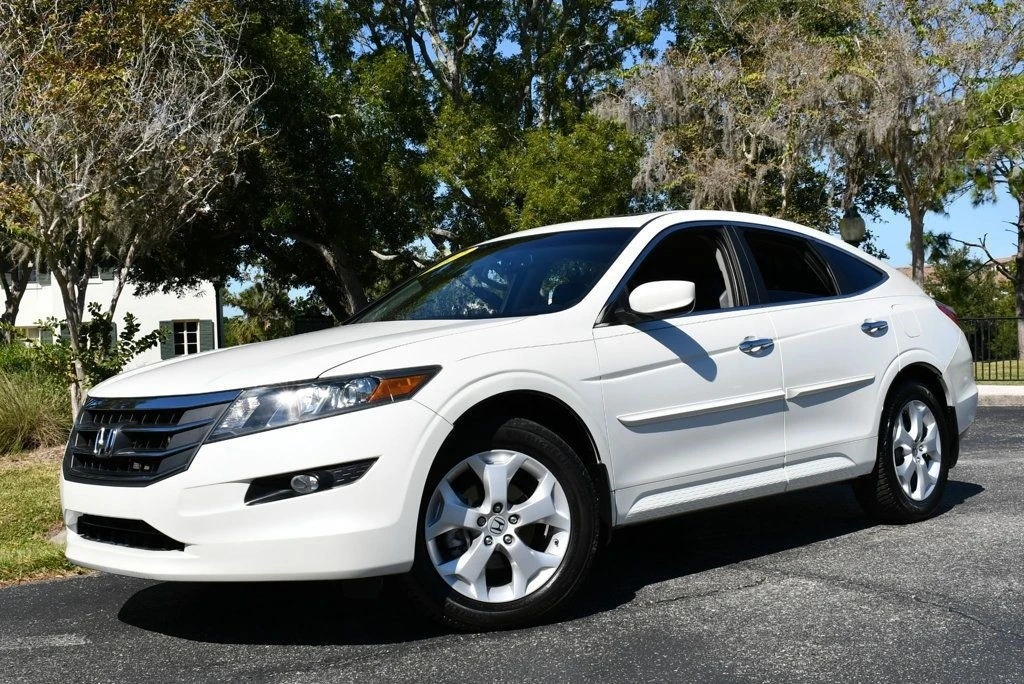 2012 Honda Accord 8th Gen - Image 2 of 12