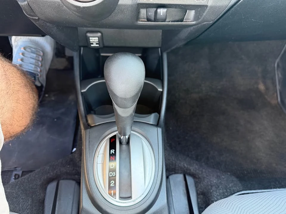 2012 Honda Fit - Image 10 of 20