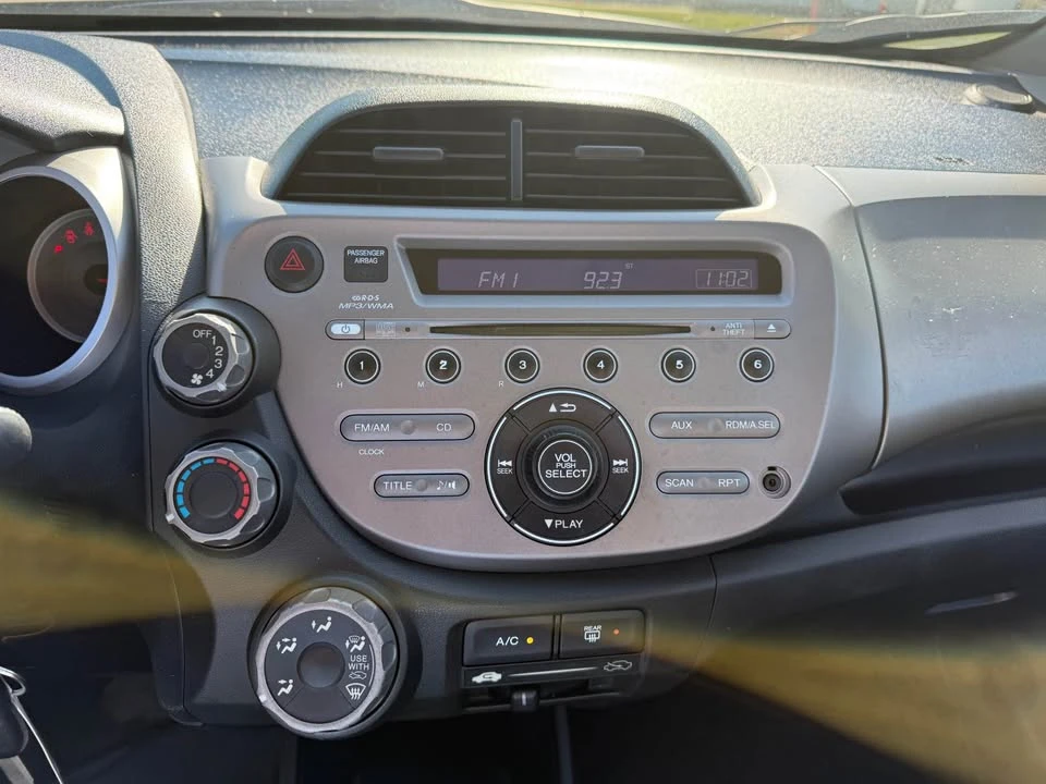 2012 Honda Fit - Image 9 of 20