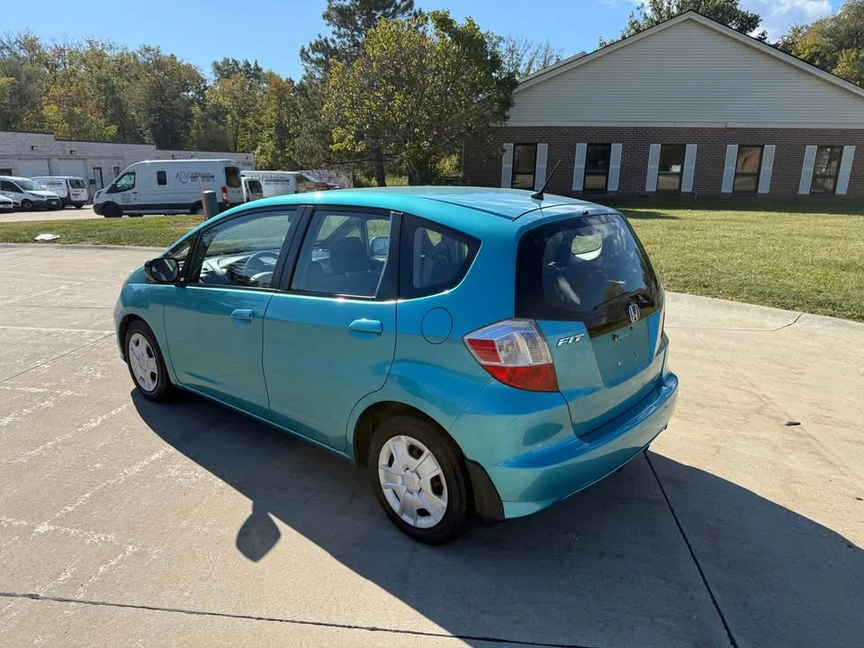 2012 Honda Fit - Image 7 of 20