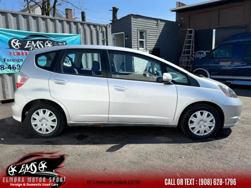 2012 Honda Fit - Image 5 of 12