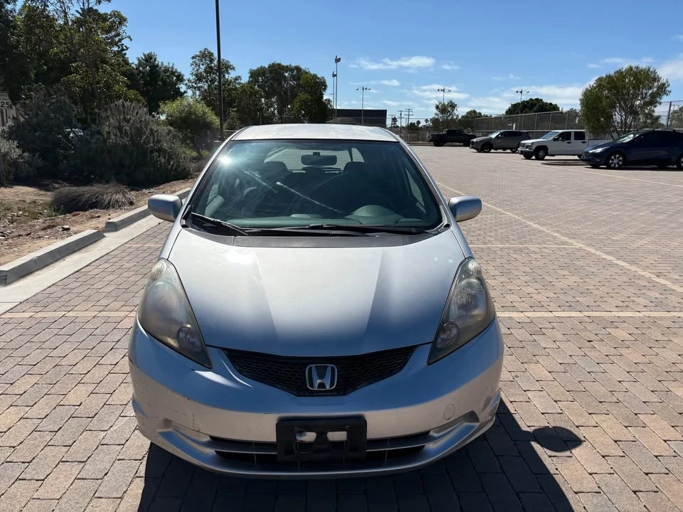 2012 Honda Fit - Image 2 of 10