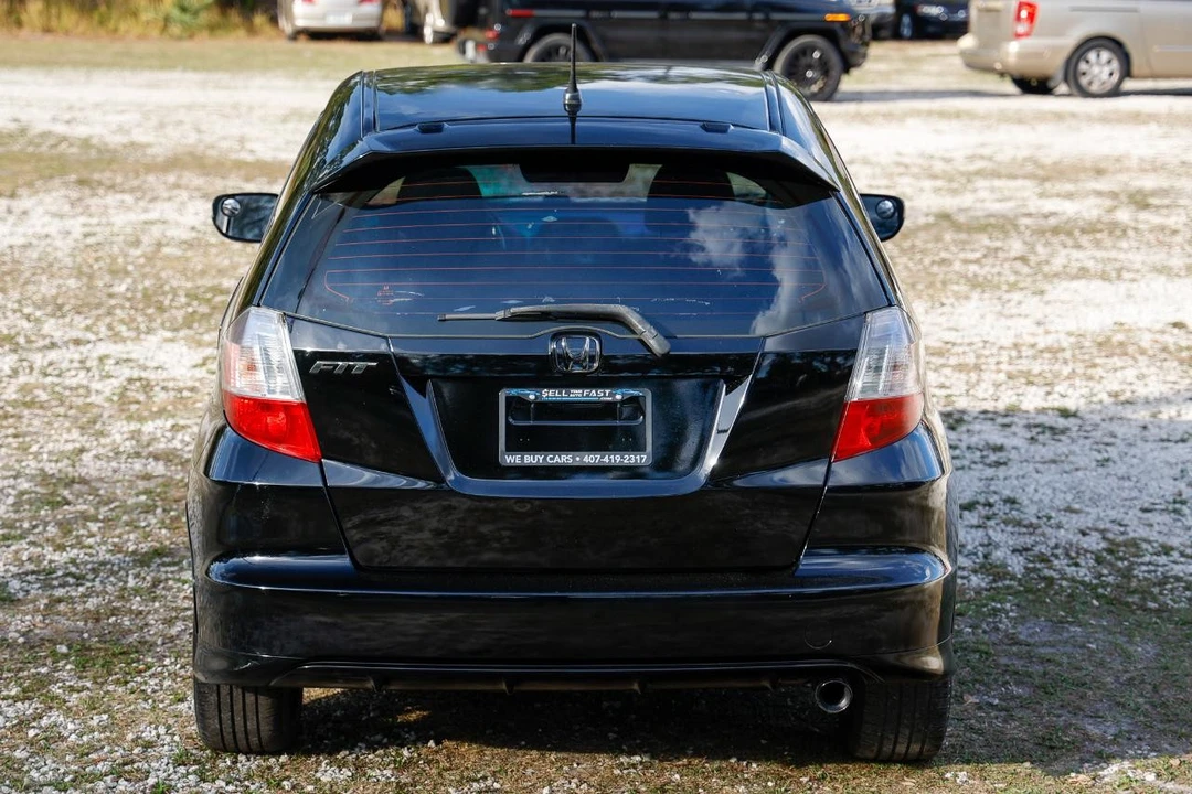 2012 Honda Fit - Image 9 of 12