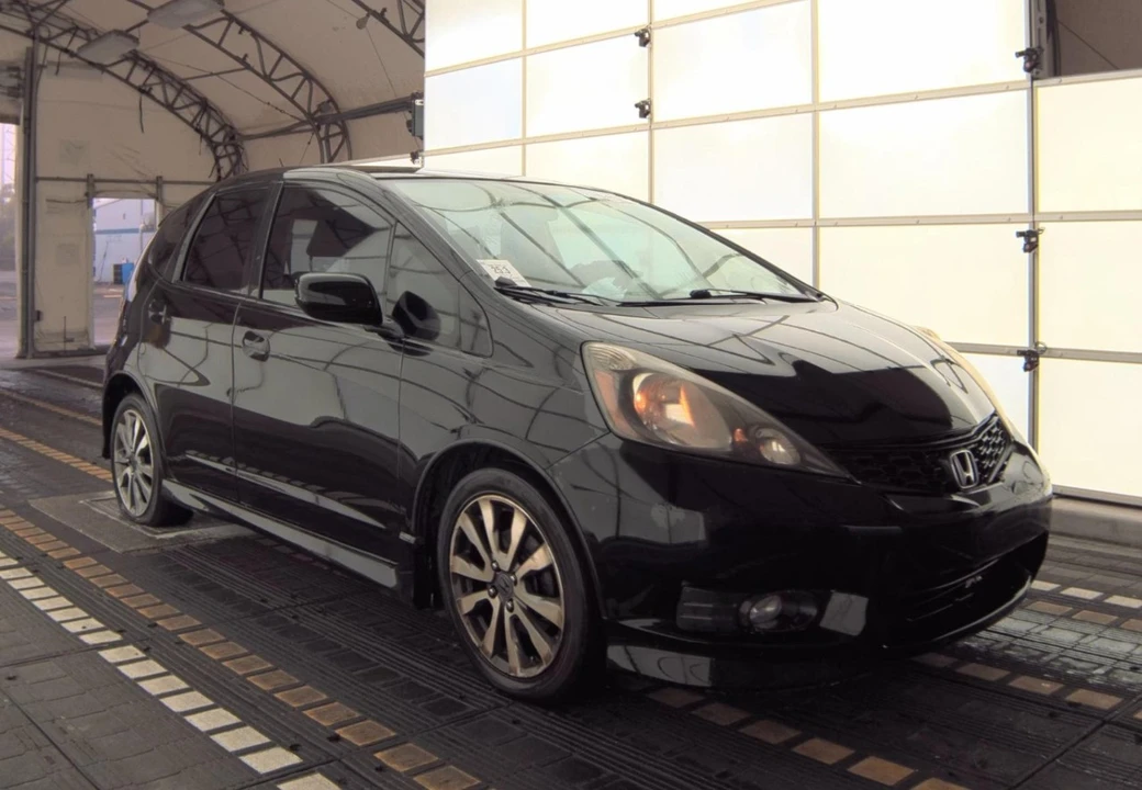 2012 Honda Fit - Image 6 of 12