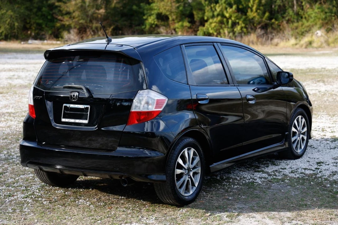 2012 Honda Fit - Image 11 of 12