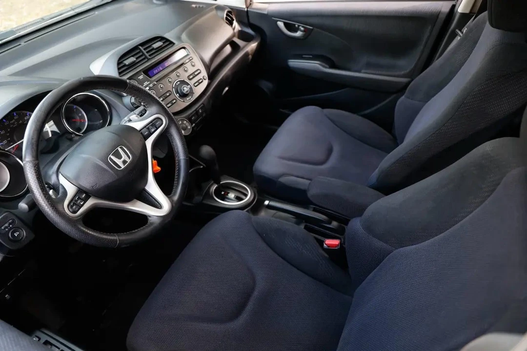 2012 Honda Fit - Image 4 of 12