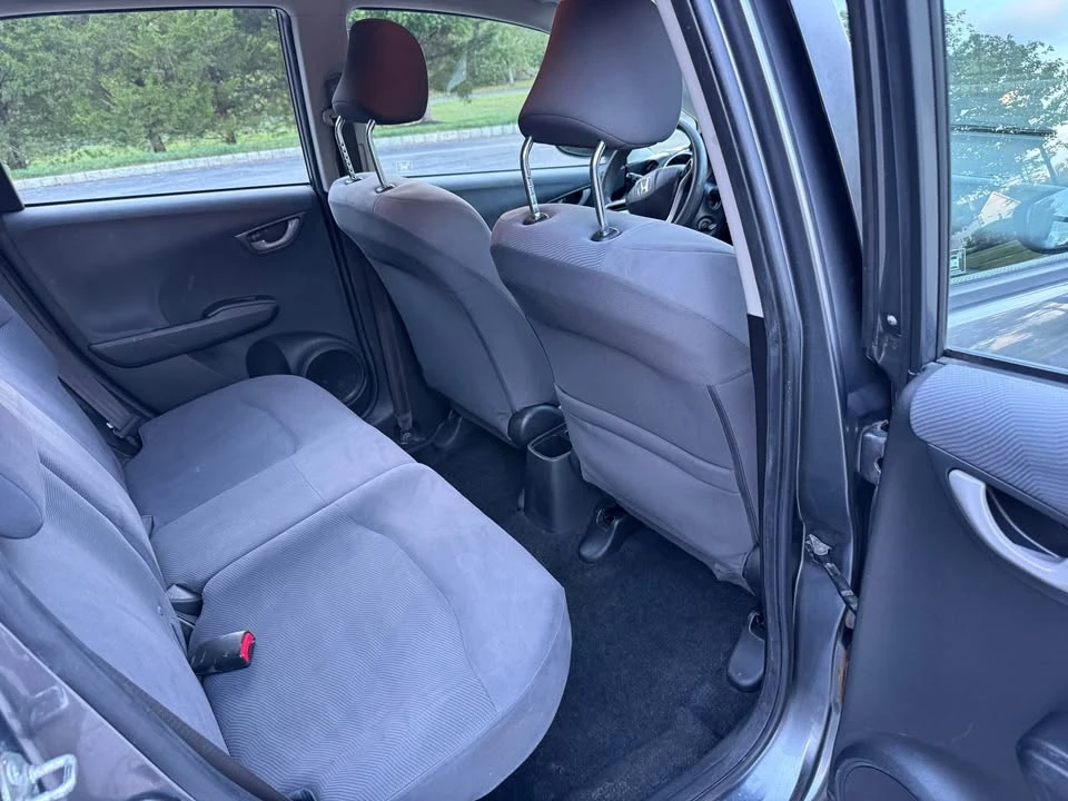 2012 Honda Fit - Image 11 of 18