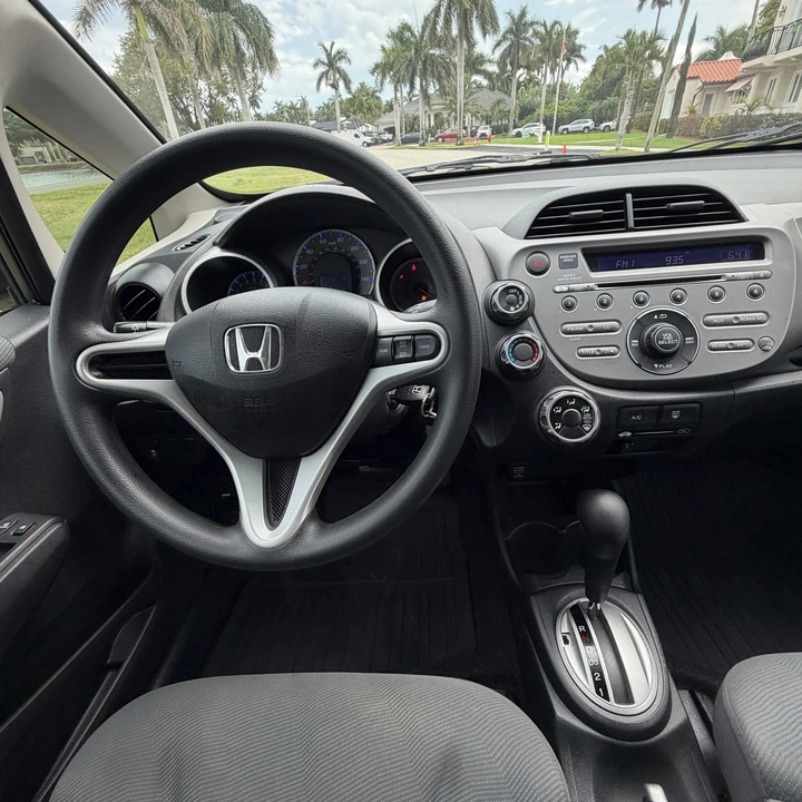 2012 Honda Fit - Image 25 of 31