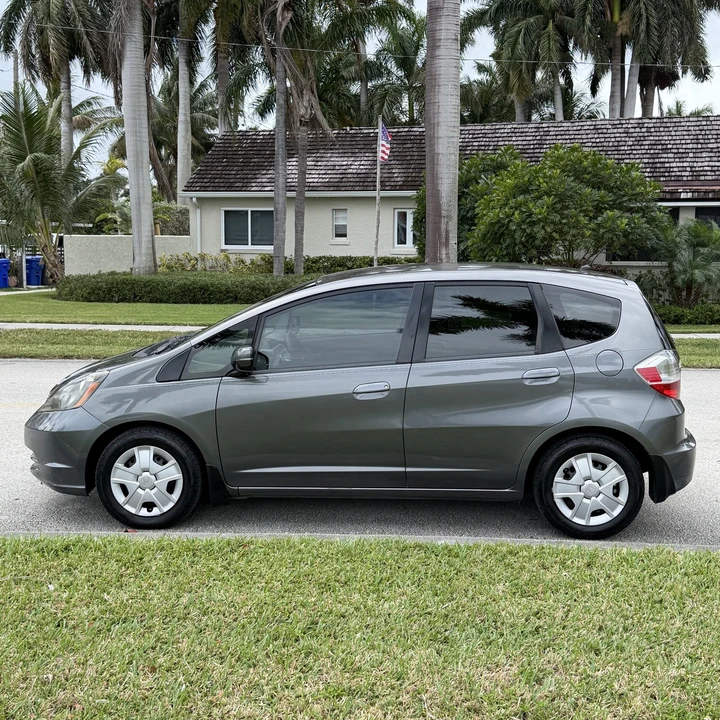 2012 Honda Fit - Image 7 of 31