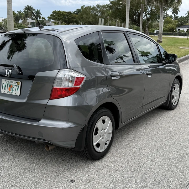2012 Honda Fit - Image 11 of 31