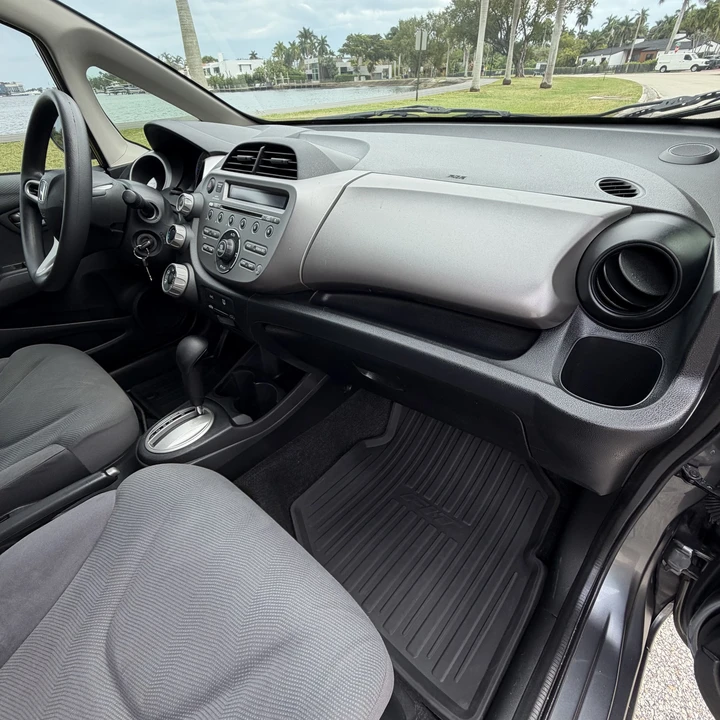 2012 Honda Fit - Image 30 of 31