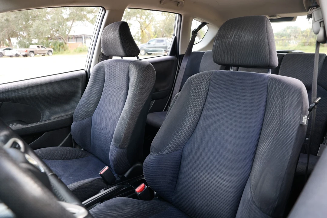 2012 Honda Fit - Image 6 of 12