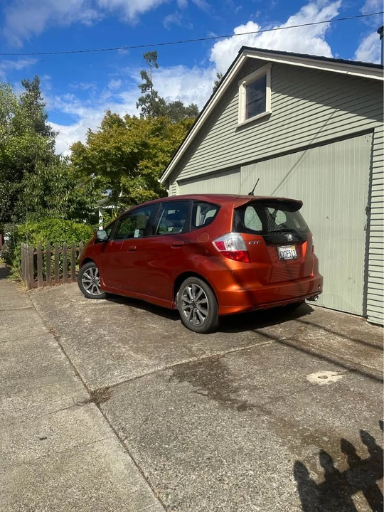 2012 Honda Fit - Image 2 of 9