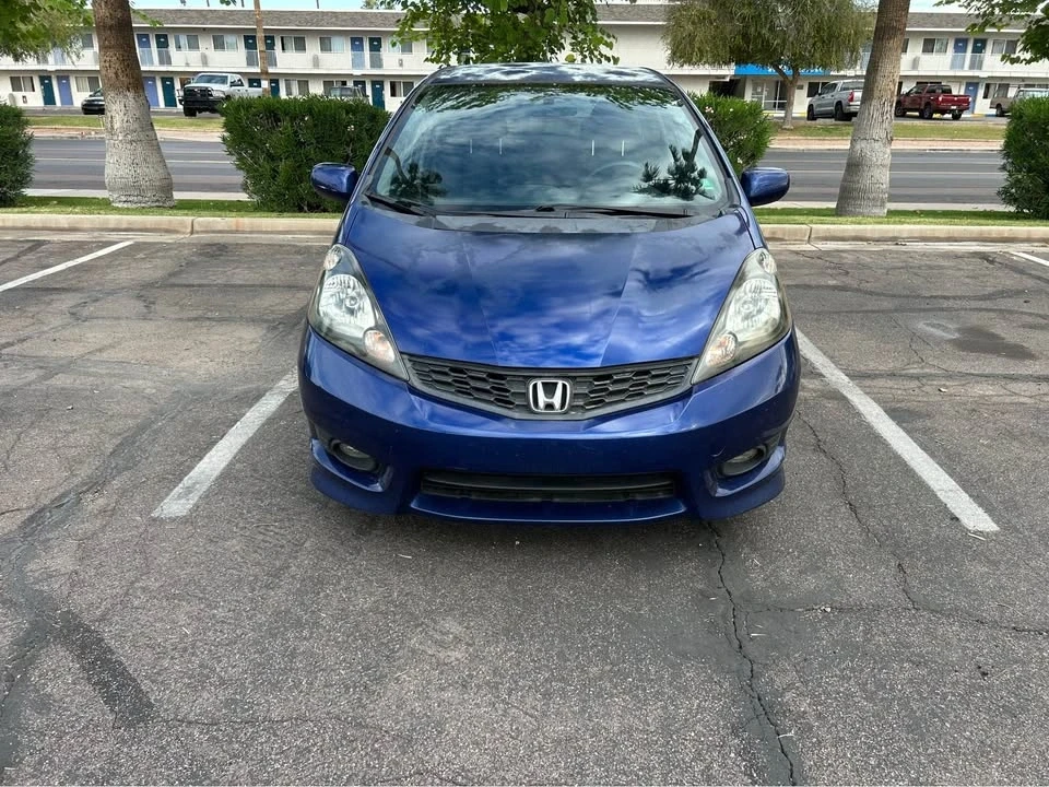2012 Honda Fit - Image 2 of 11