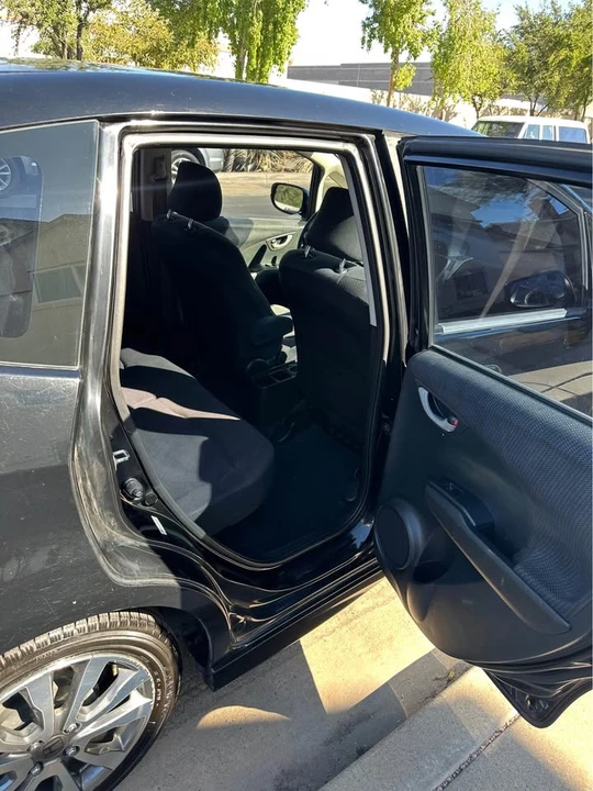 2012 Honda Fit - Image 6 of 10