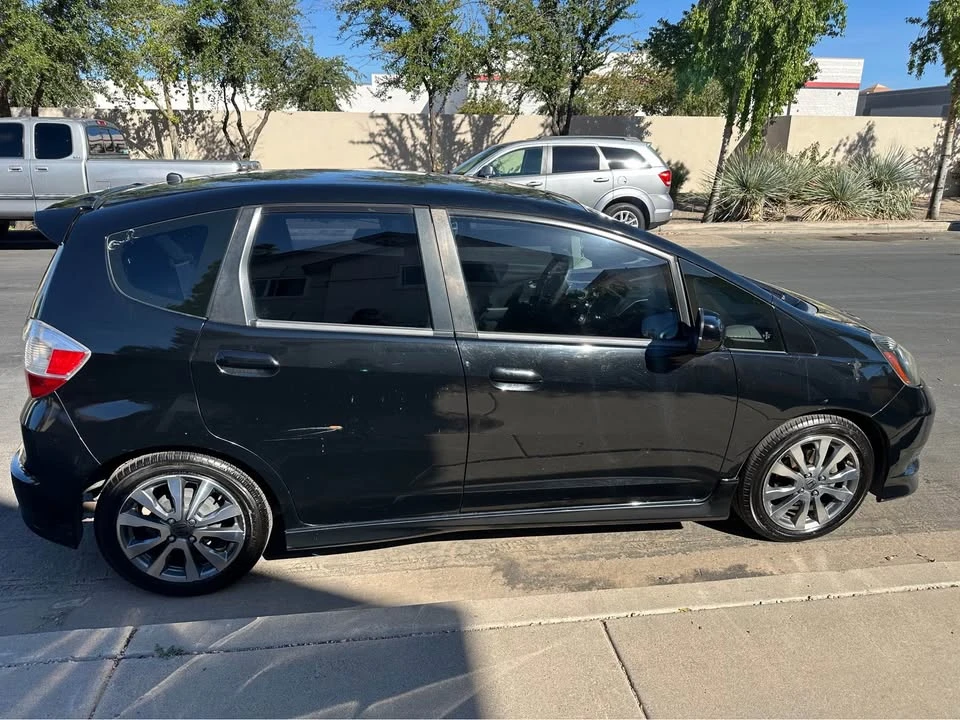 2012 Honda Fit - Image 9 of 10