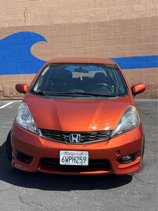 2012 Honda Fit - Image 2 of 11