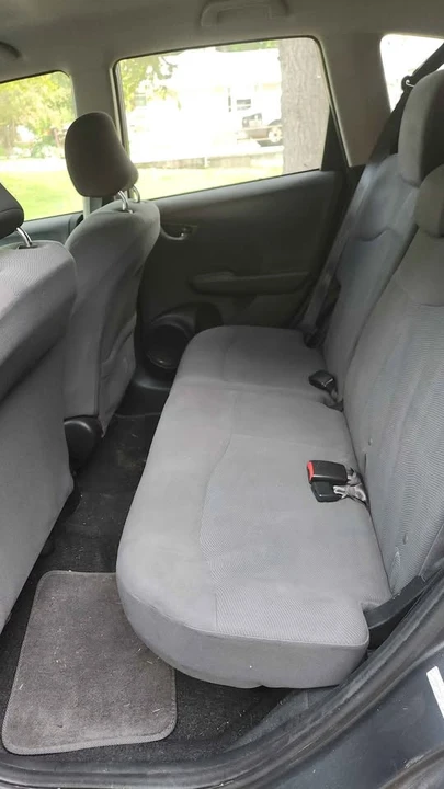 2012 Honda Fit - Image 6 of 9