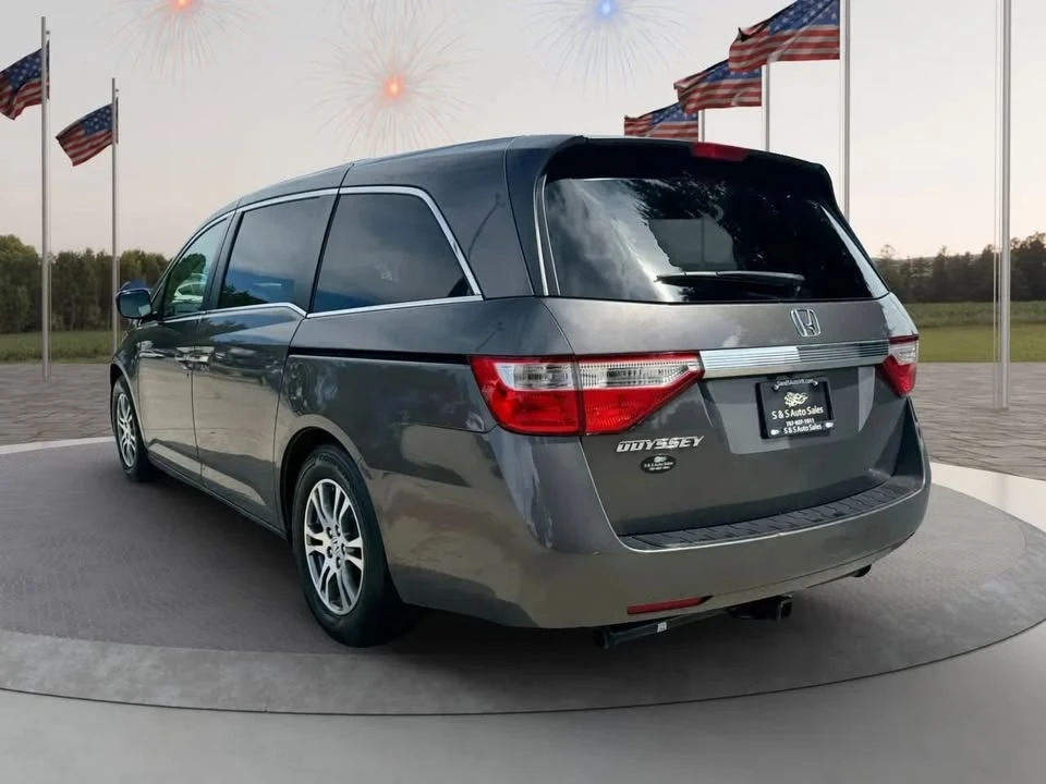 2012 Honda Odyssey - Image 8 of 18