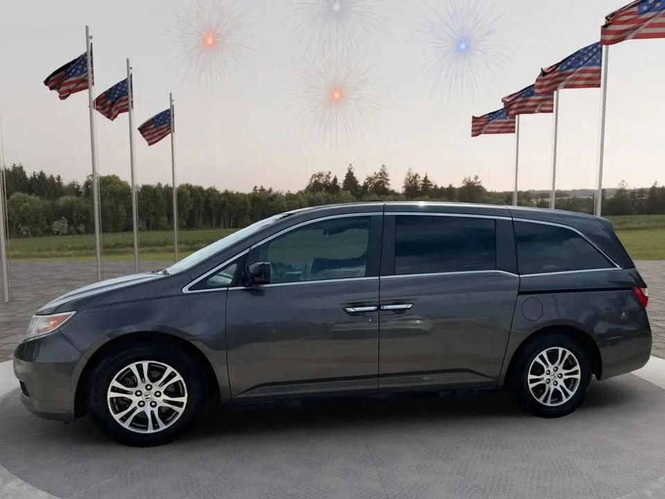 2012 Honda Odyssey - Image 2 of 18