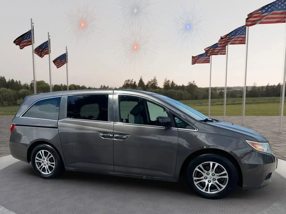 2012 Honda Odyssey - Image 15 of 18