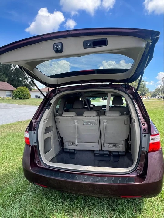 2012 Honda Odyssey - Image 17 of 19