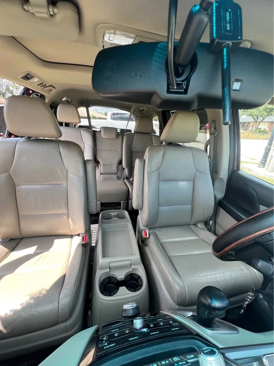 2012 Honda Odyssey - Image 12 of 19