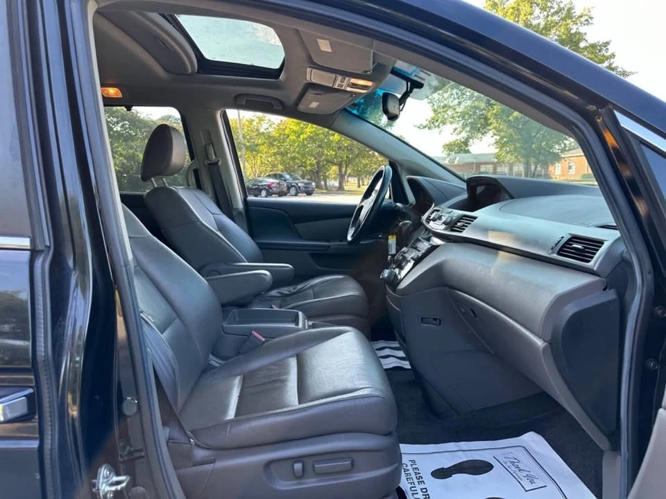 2012 Honda Odyssey - Image 13 of 20