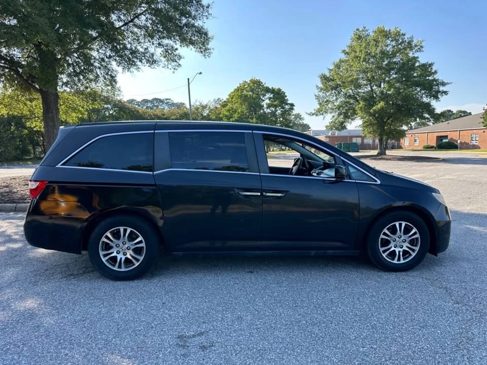 2012 Honda Odyssey - Image 8 of 20