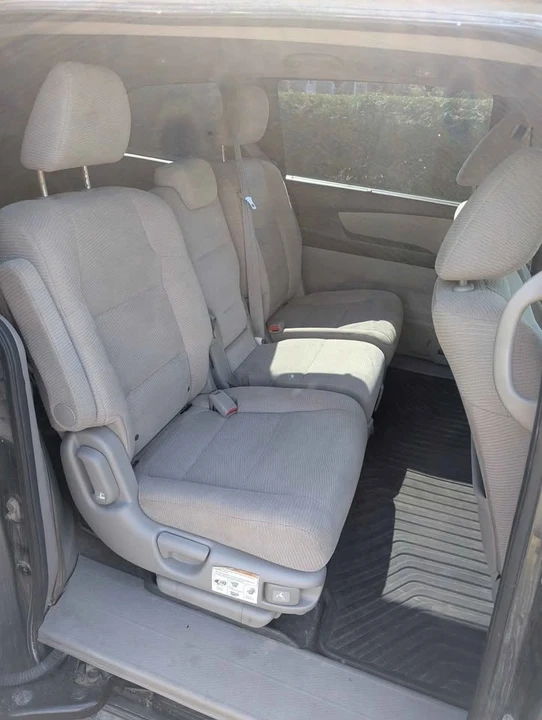2012 Honda Odyssey - Image 8 of 8