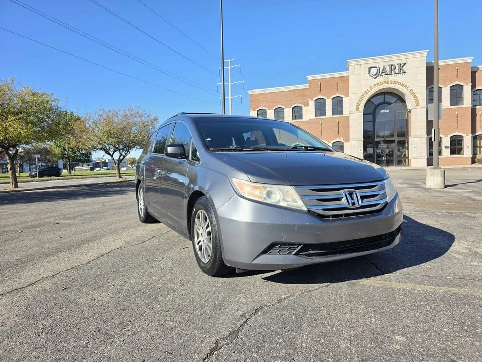 2012 Honda Odyssey - Image 13 of 18