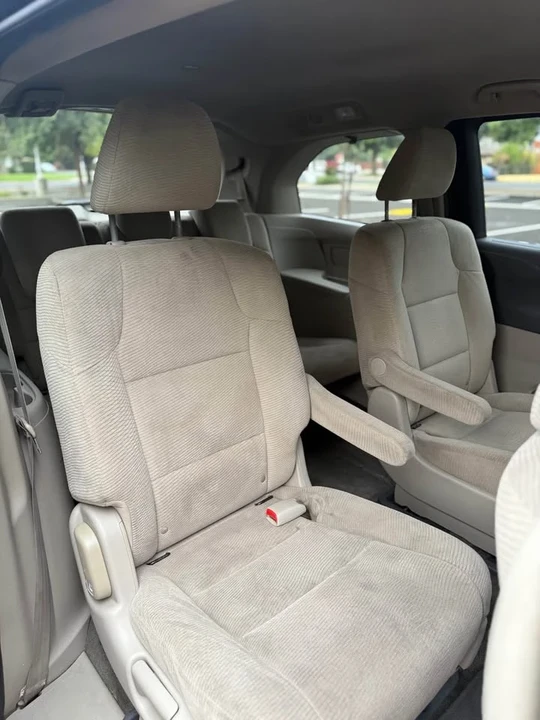 2012 Honda Odyssey - Image 12 of 12
