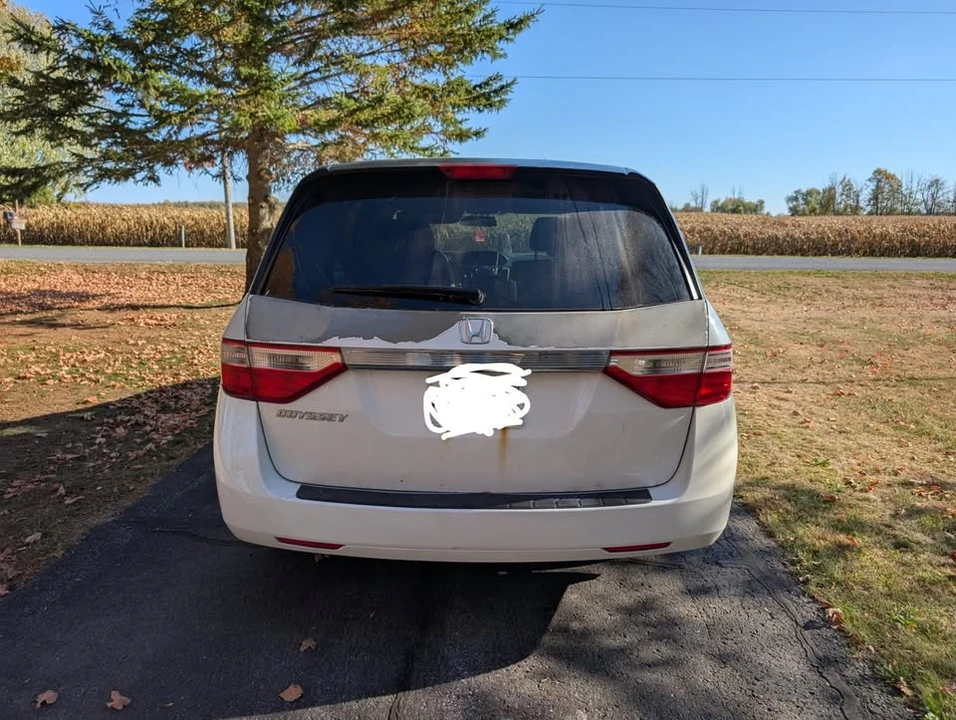 2012 Honda Odyssey - Image 4 of 4