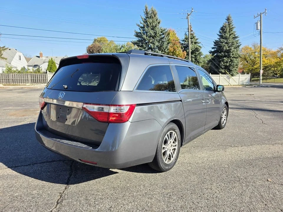 2012 Honda Odyssey - Image 9 of 18