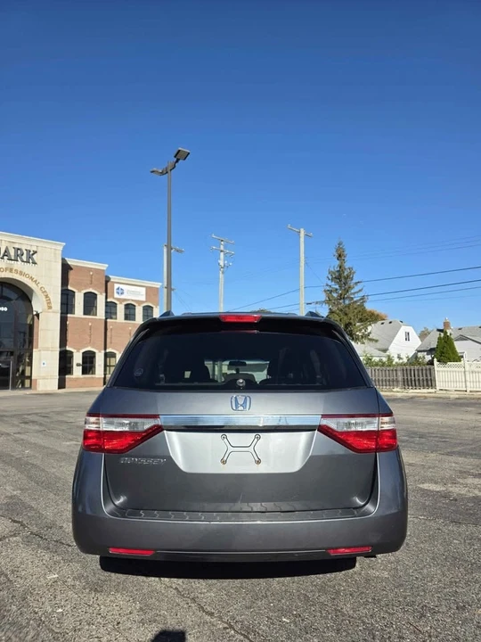 2012 Honda Odyssey - Image 8 of 18